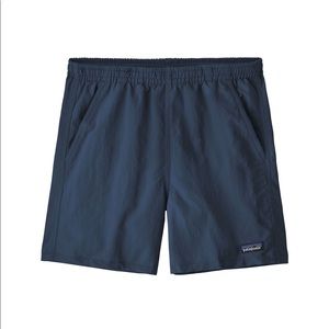 NWOT Patagonia Women's 5” Baggies Shorts, Navy, size Medium